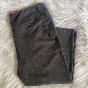 Athletic Capri leggings amika